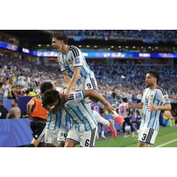 Argentinië verslaat Kaapverdië met 3-2 Argentinië verslaat Kaapverdië met 3-2